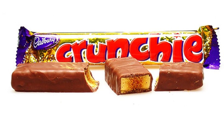 British Cadbury's honeycomb crunchy chocolate bars 2 packs brand new sealed USA fast delivery and fast posting 8 chocolate bars in total